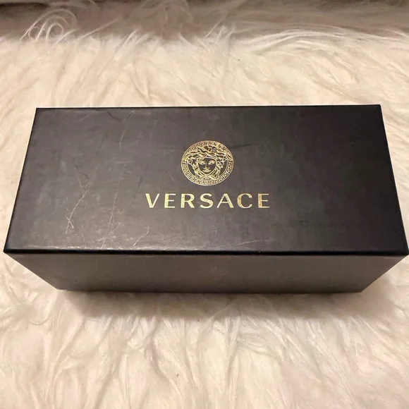 Versace Black Box with Gold Logo - Picture 2 of 4